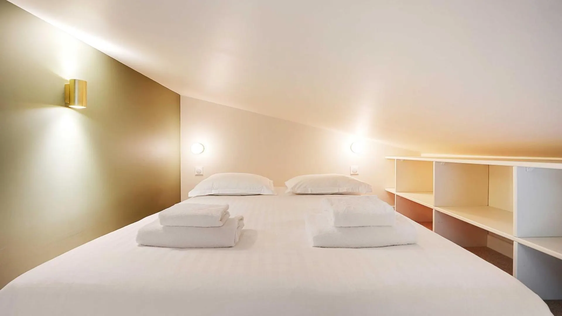 Apartment Chic And Cosy Apartment-Canal Saint Martin Paris